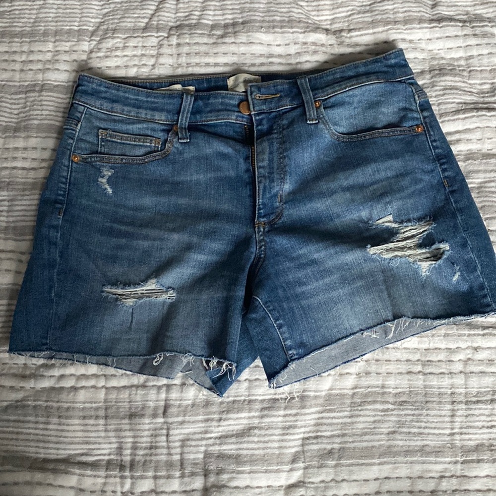 Universal Thread Jean shorts